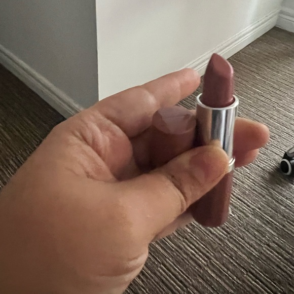 CLINIQUE Pop Lip Colour + Primer Lipstick - 02 Bare Pop - Picture 5 of 6